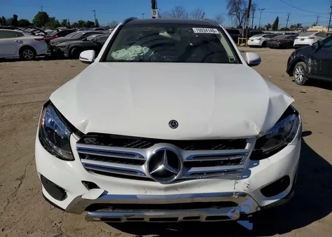 2018 Mercedes-Benz Glc 300 z USA, uszkodzony, nr VIN WDC0G4JB4JV053334